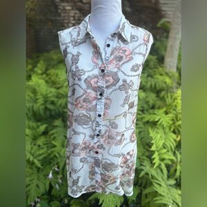 L'ATISTE White and Pink Casual Button Down Shirt